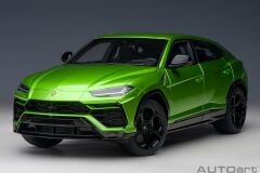 Autoart Lamborghini Urus Metallic Green (Verde Selvans)