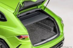 Autoart Lamborghini Urus Metallic Green (Verde Selvans)