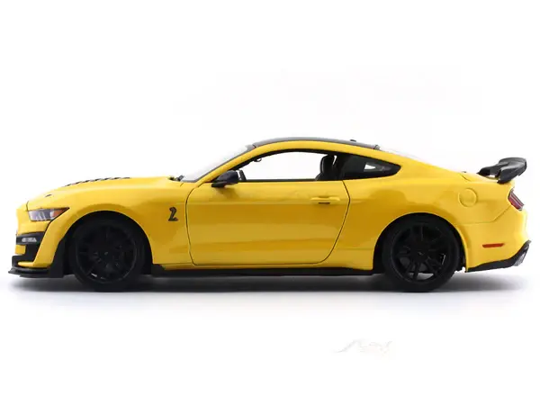 Maisto Special Edition 2020 Ford Shelby GT500 Yellow