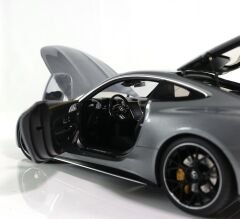 NZG Mercedes-AMG GT63 4Matic+ (C192) Selenite Grey