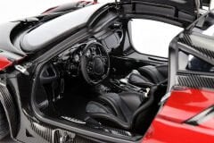 Autoart Pagani Huayra BC Rosso Dubai/Carbon