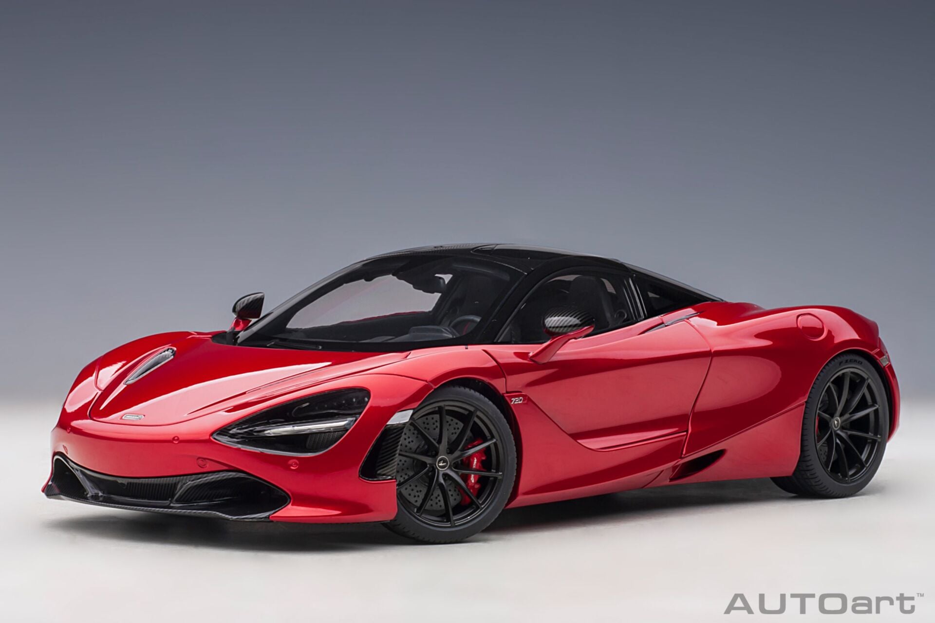 Autoart McLaren 720S Memphis Red
