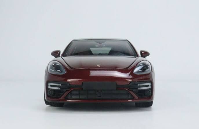 Minichamps 2020 Porsche Panamera Turbo S Metallic Red