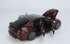 Minichamps 2020 Porsche Panamera Turbo S Metallic Red