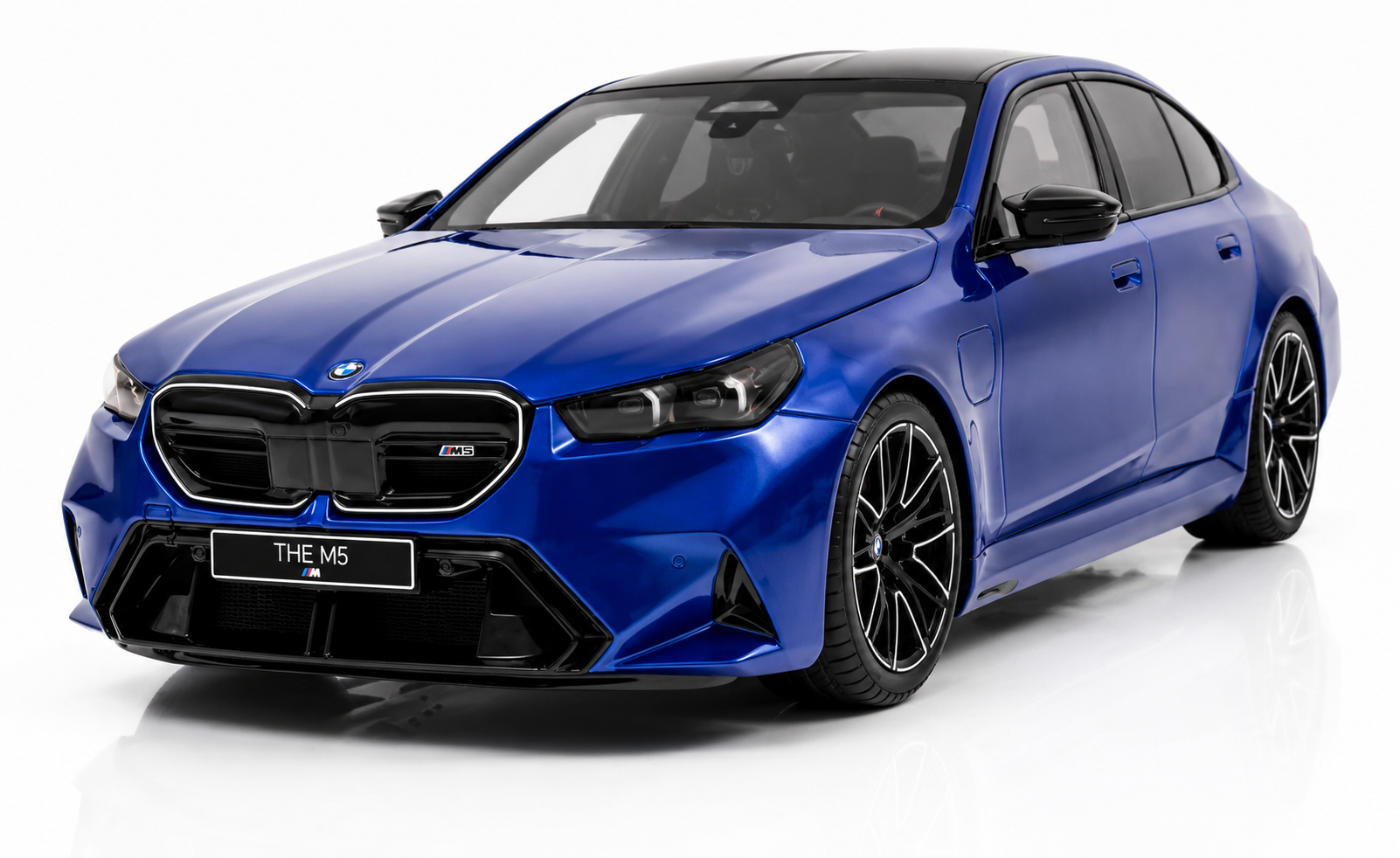 GT Spirit BMW M5 G90 2024 Marina Bay Blue